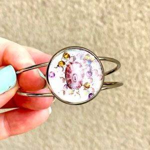 64. Key hole limpet shell bracelet